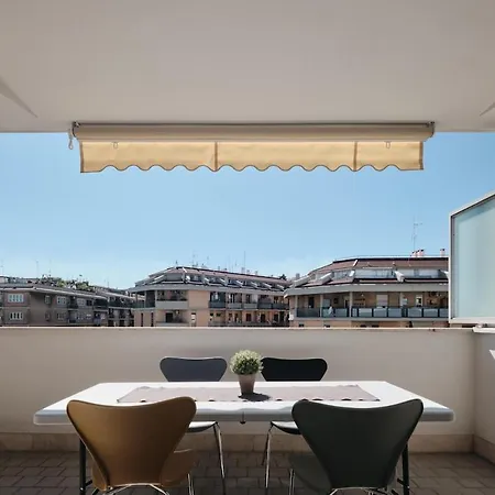 Trastevere-colosseo, Elegant Wi-fi & A-c شقة
